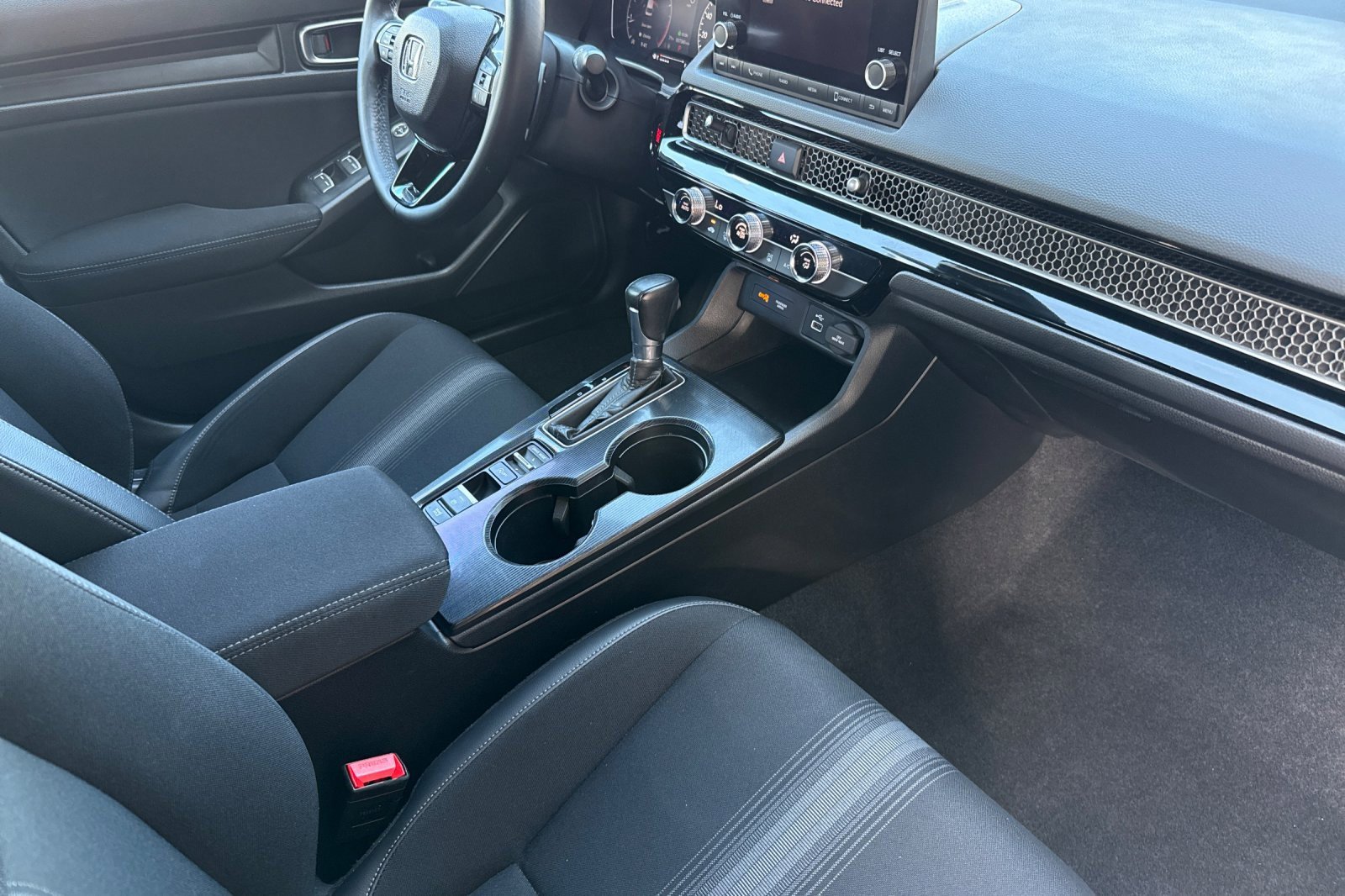 Used 2022 Honda Civic Sport image 18