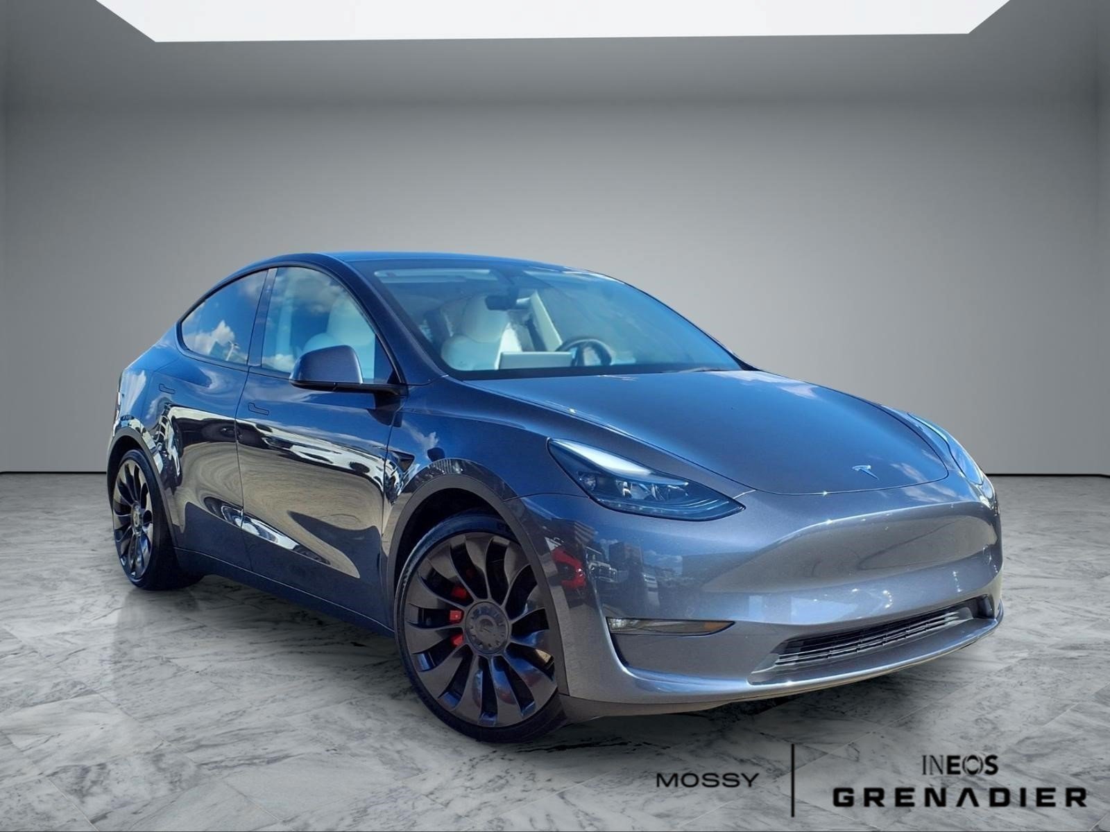 Used 2023 Tesla Model Y Performance AWD/4WD image 1