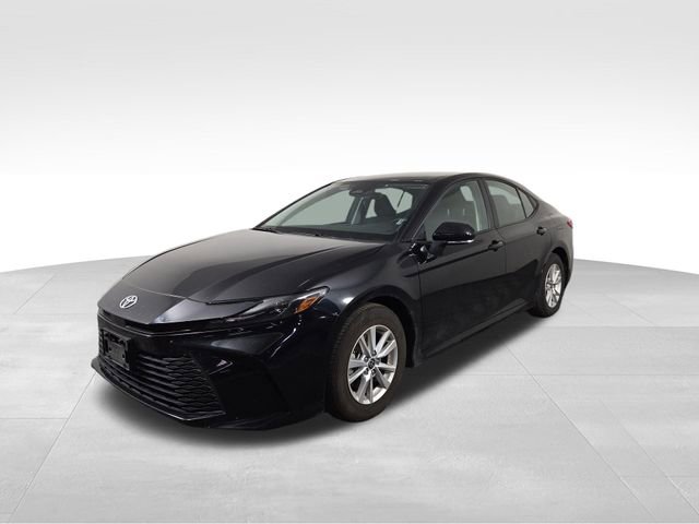 Used 2025 Toyota Camry LE FWD image 2