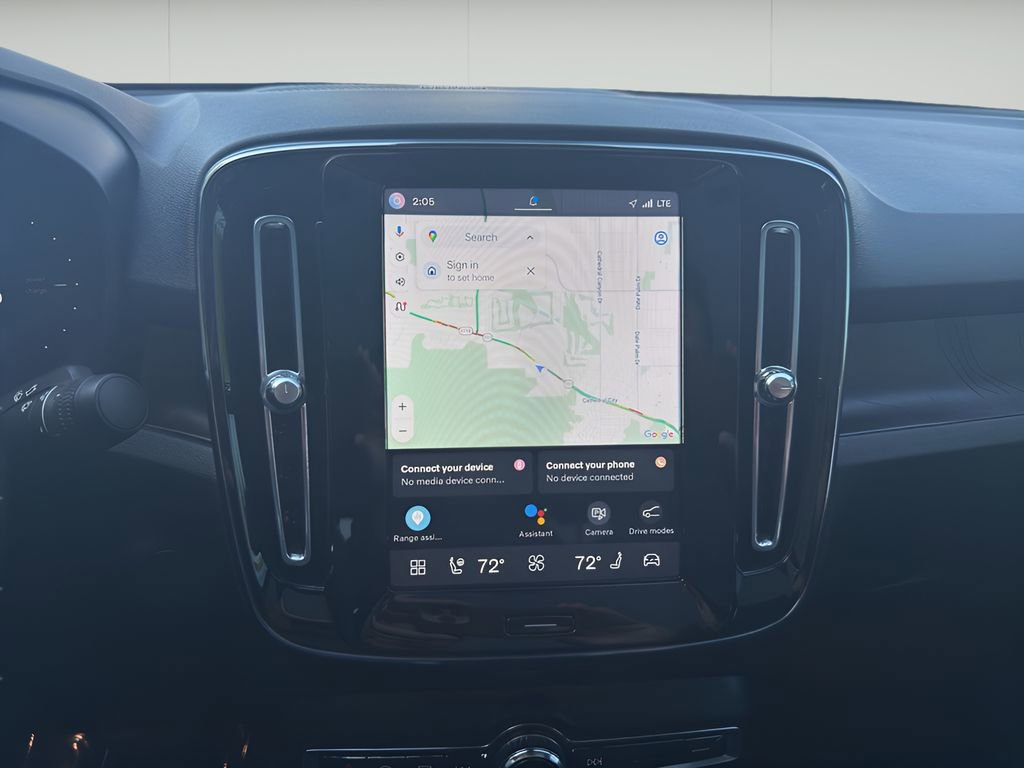 Used 2023 Volvo C40 P8 Recharge Ultimate image 19