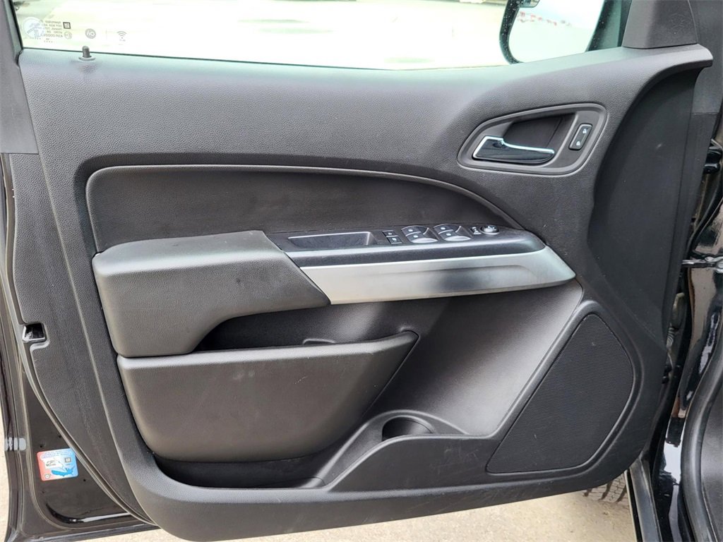 Used 2020 Chevrolet Colorado LT image 19