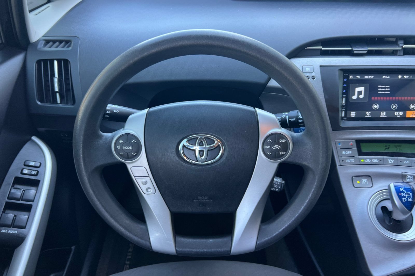 Used 2015 Toyota Prius Two FWD image 17