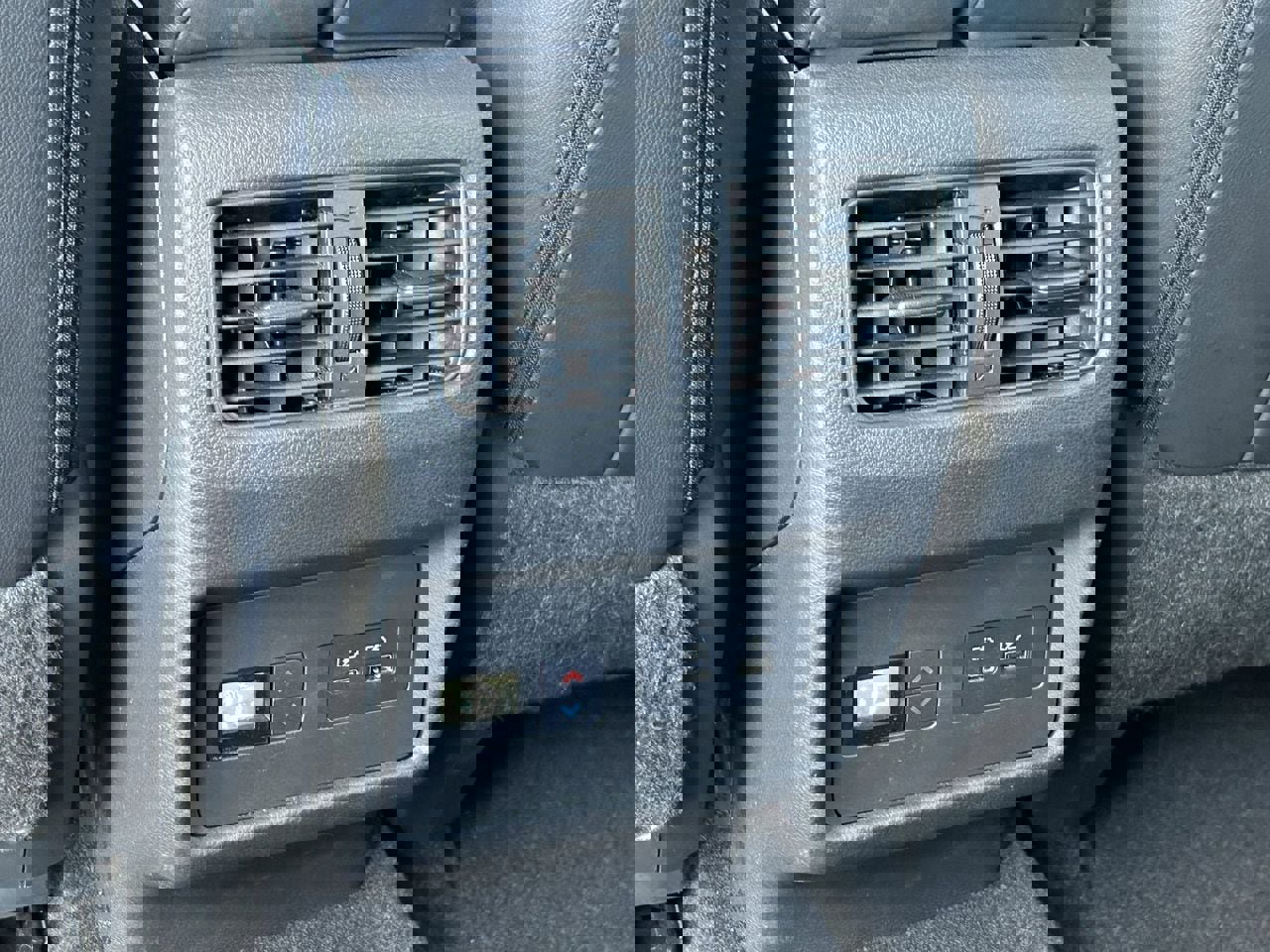 Certified 2022 Nissan Rogue SL w/ SL Premium Package image 16