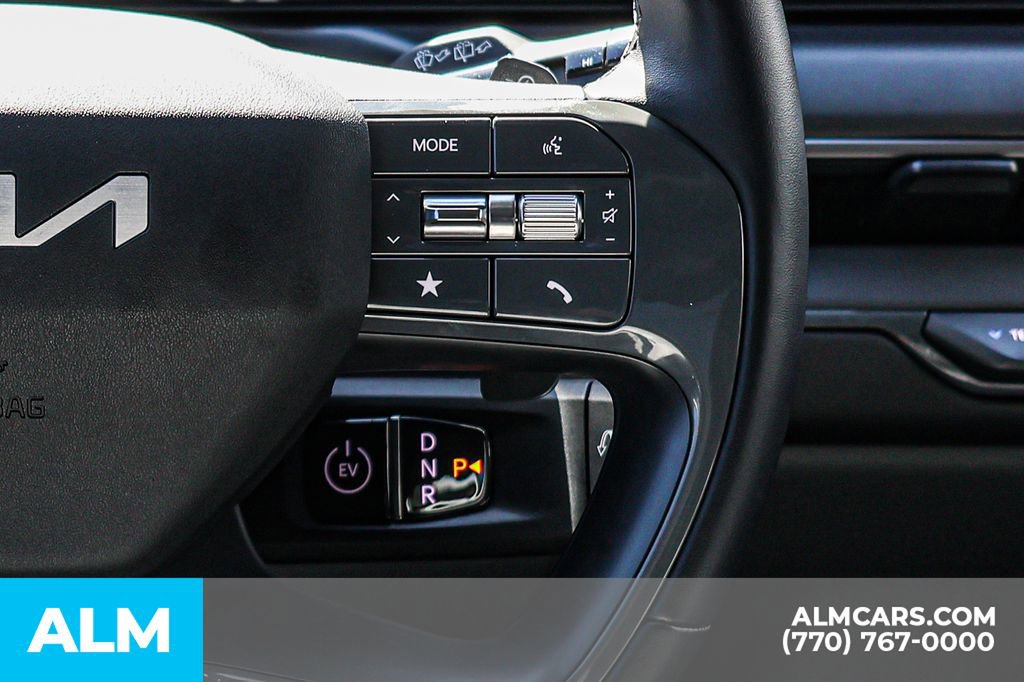 Used 2024 Kia EV9 Wind image 42