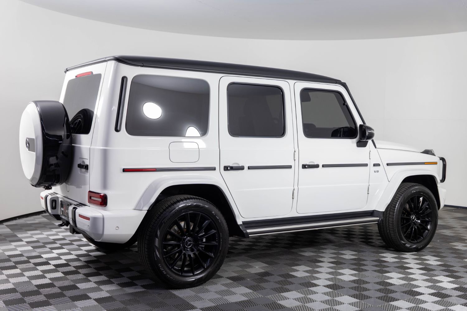 Used 2023 Mercedes-Benz G 550 image 8