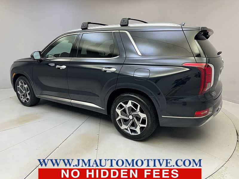 Used 2022 Hyundai Palisade Calligraphy image 3