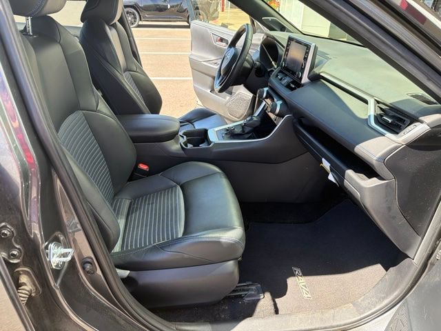 Used 2019 Toyota RAV4 XSE AWD/4WD image 10