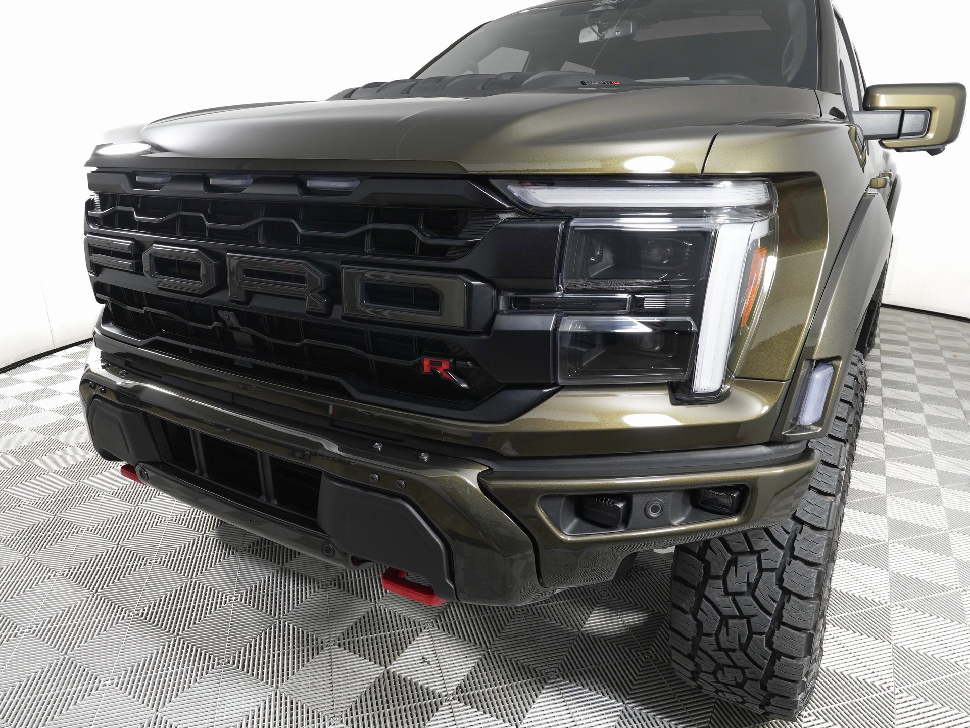 Used 2025 Ford F150 Raptor w/ Equipment Group 803A Raptor R image 32