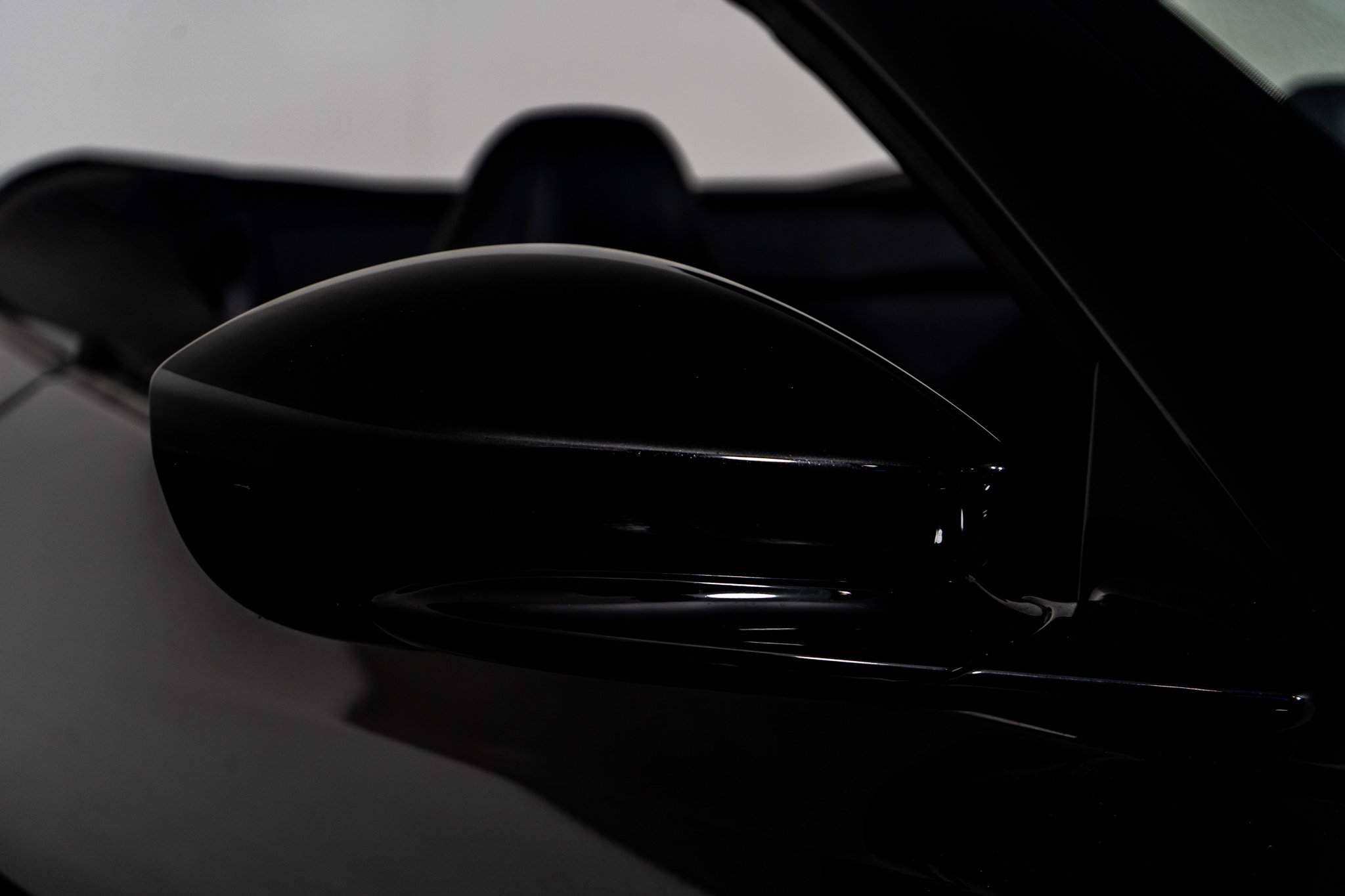 Used 2019 Ferrari Portofino image 28