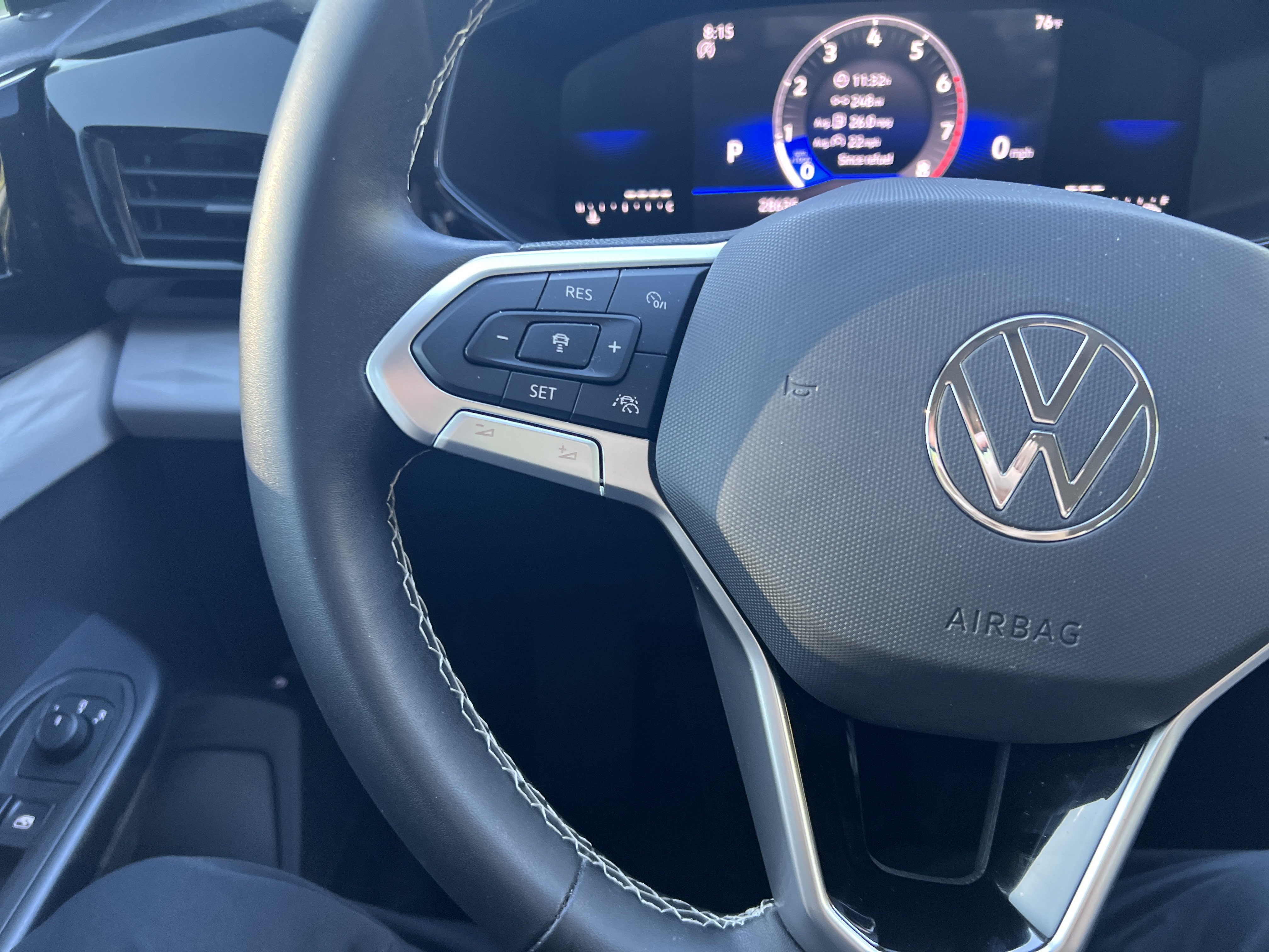 Used 2024 Volkswagen Taos S FWD image 15