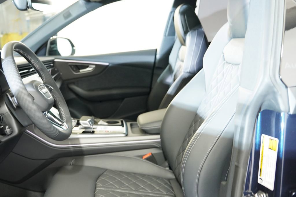 New 2026 Audi SQ8 Premium Plus image 6