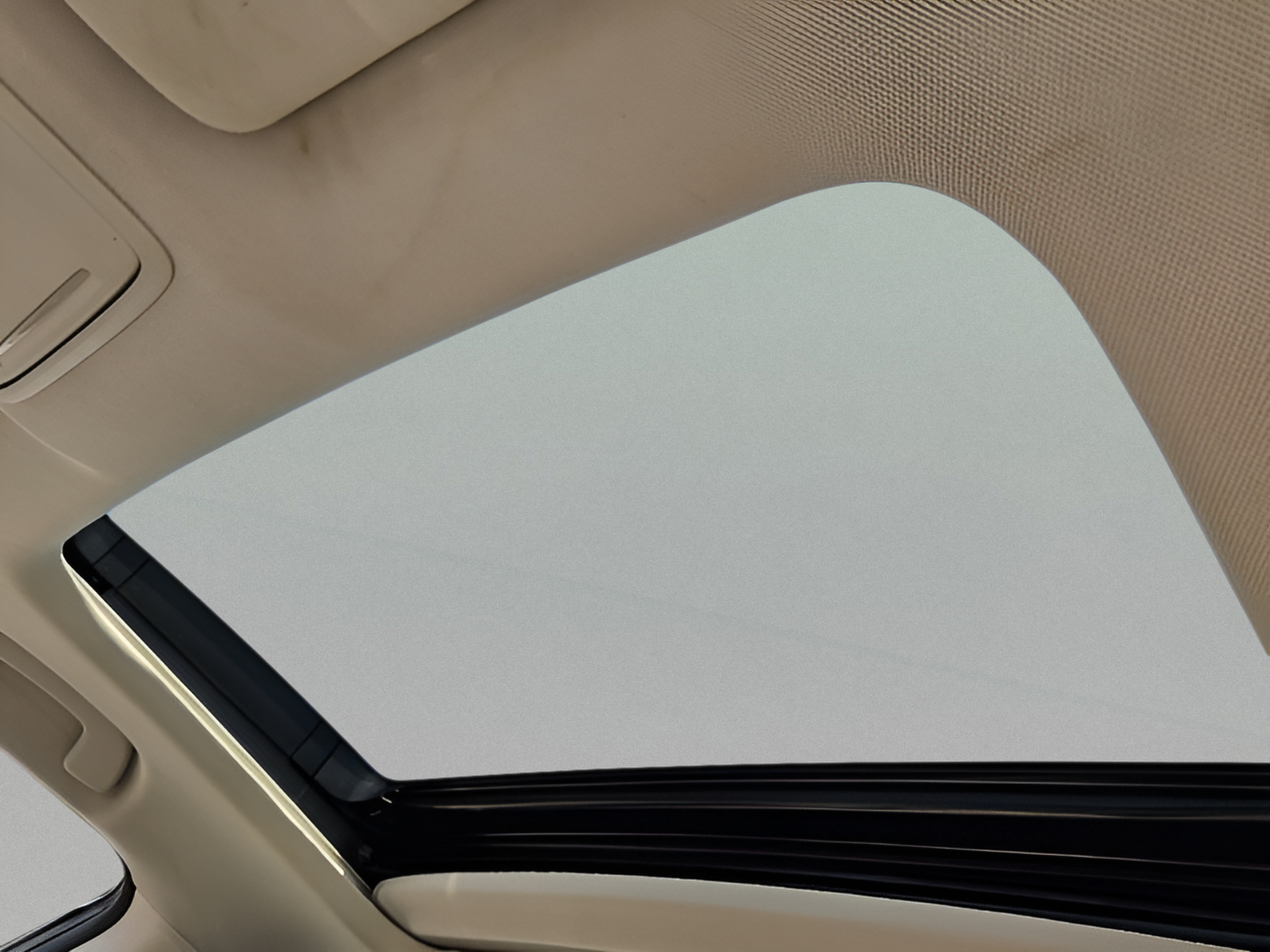 Used 2023 Honda Accord EX image 14
