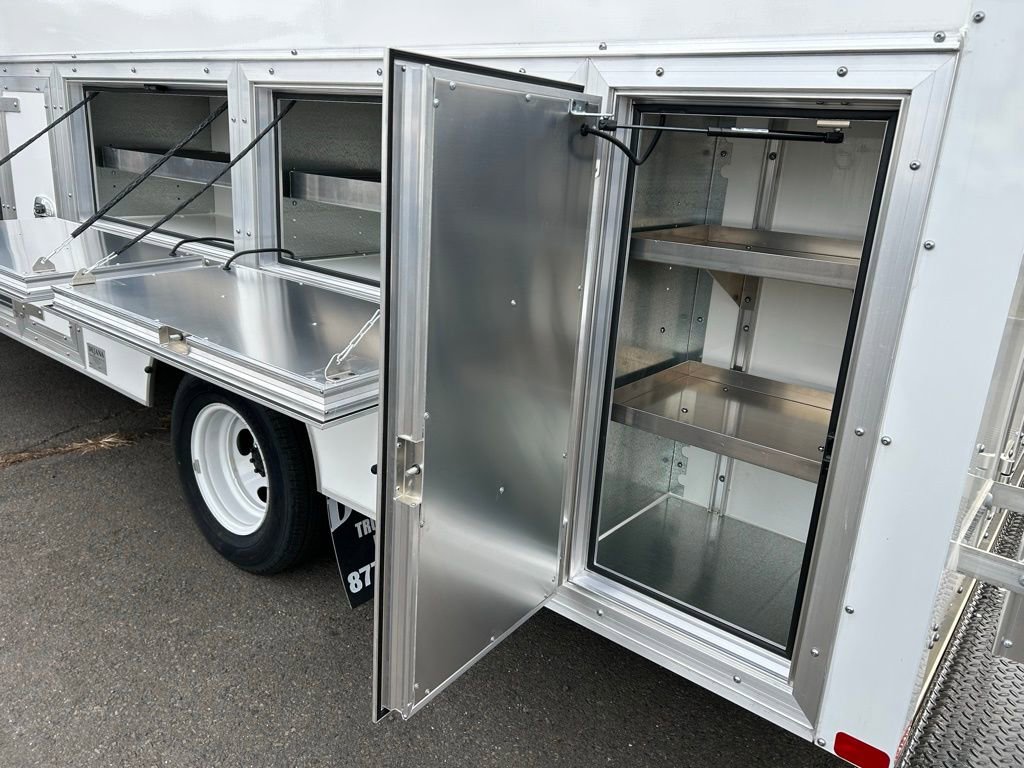 New 2026 Ford E-450 and Econoline 450 Super Duty w/ Power Equipment Group image 11