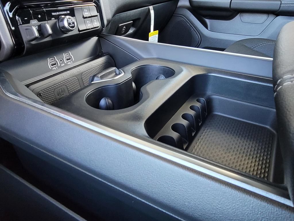 New 2025 RAM 1500 Big Horn AWD/4WD image 20