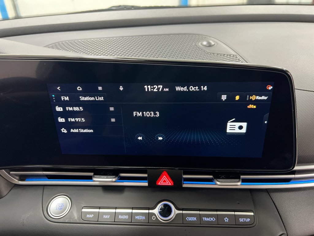 Used 2024 Hyundai Elantra SEL FWD image 14