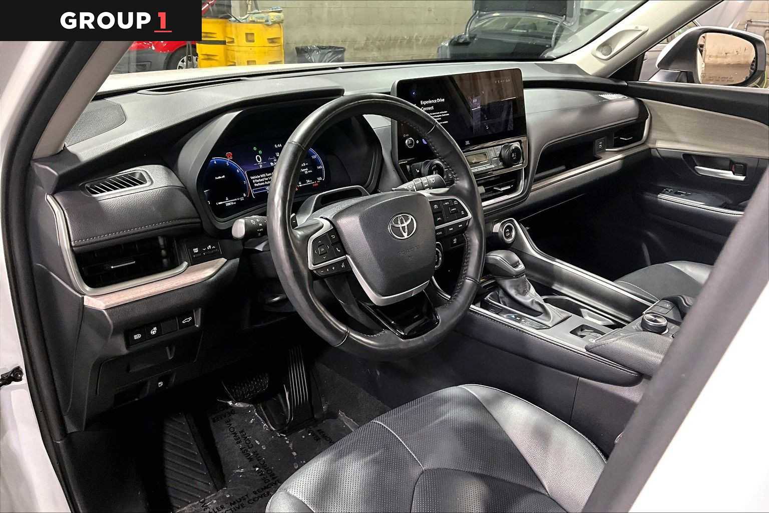 Certified 2024 Toyota Grand Highlander AWD image 18