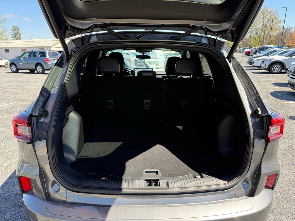 Certified 2023 Ford Escape ST-Line w/ Tech Pack #1 AWD/4WD image 20