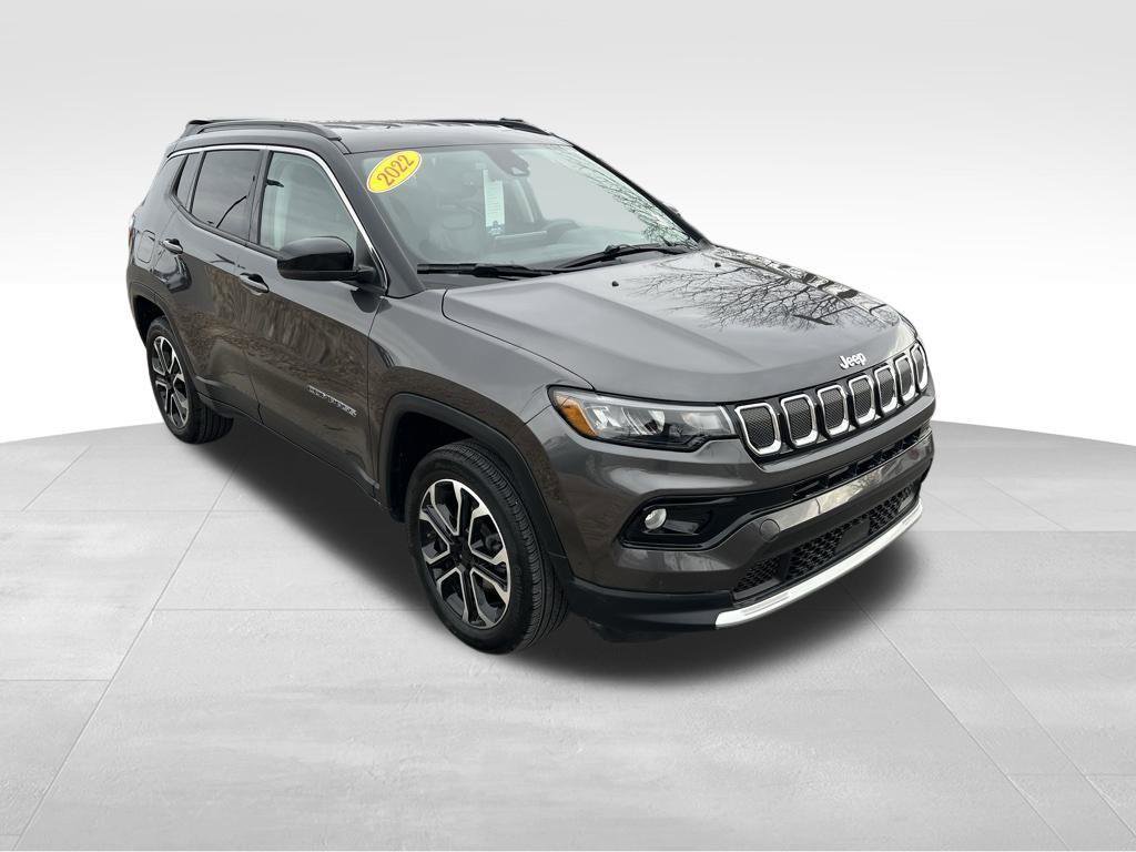 Used 2022 Jeep Compass Limited image 9
