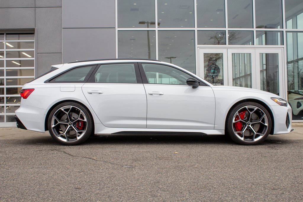 Used 2026 Audi RS 6 performance image 4