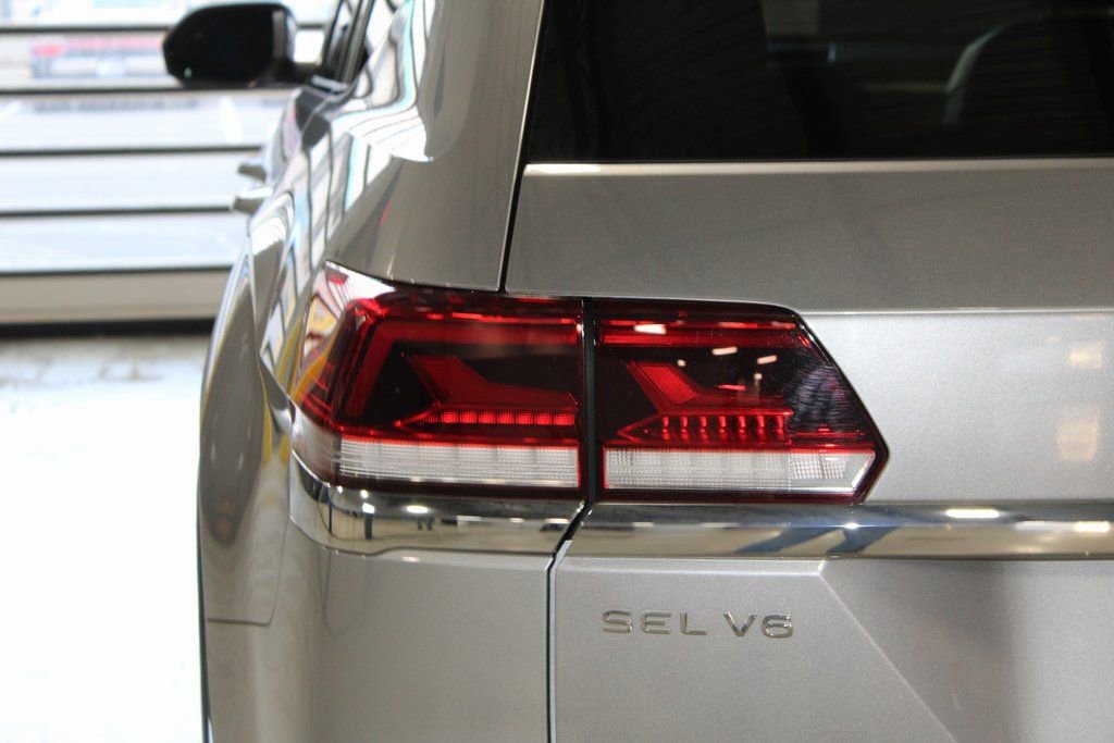 Used 2022 Volkswagen Atlas SEL Premium image 47