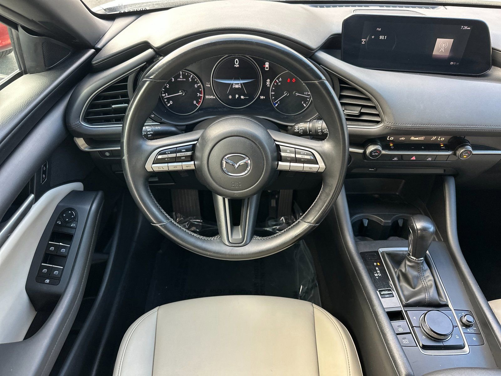 Used 2020 MAZDA MAZDA3 Hatchback image 16