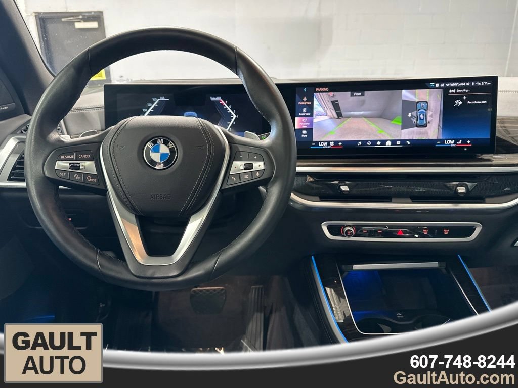 Used 2024 BMW X5 xDrive40i w/ Premium Package AWD/4WD image 8
