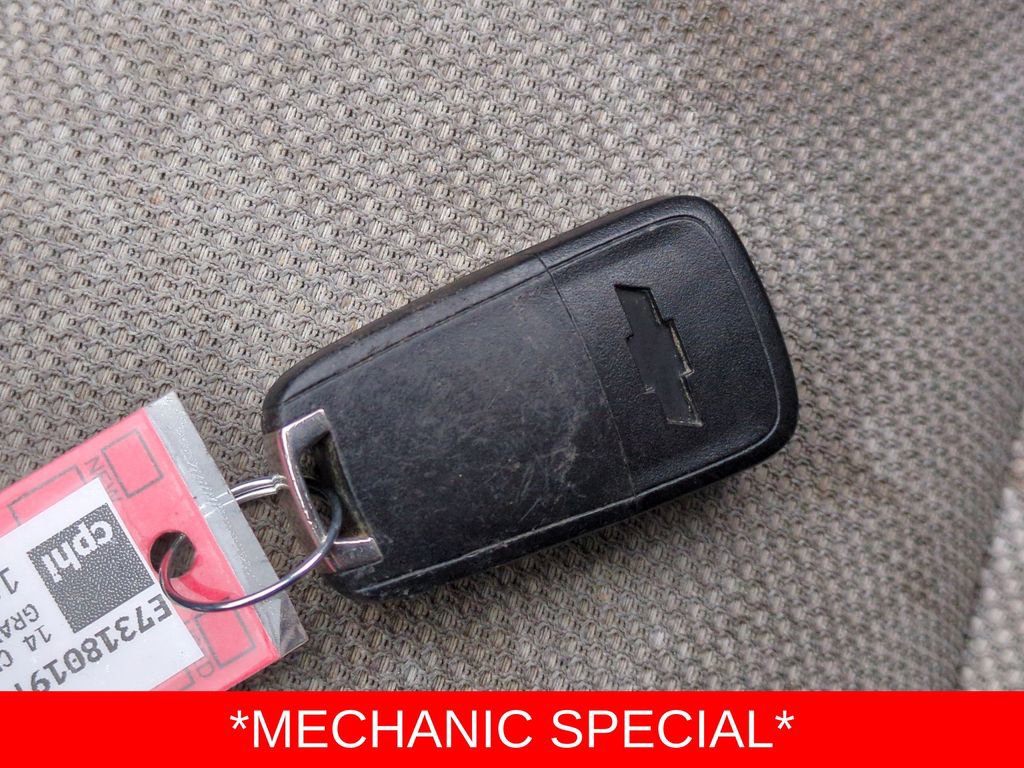 Used 2014 Chevrolet Cruze LS image 32