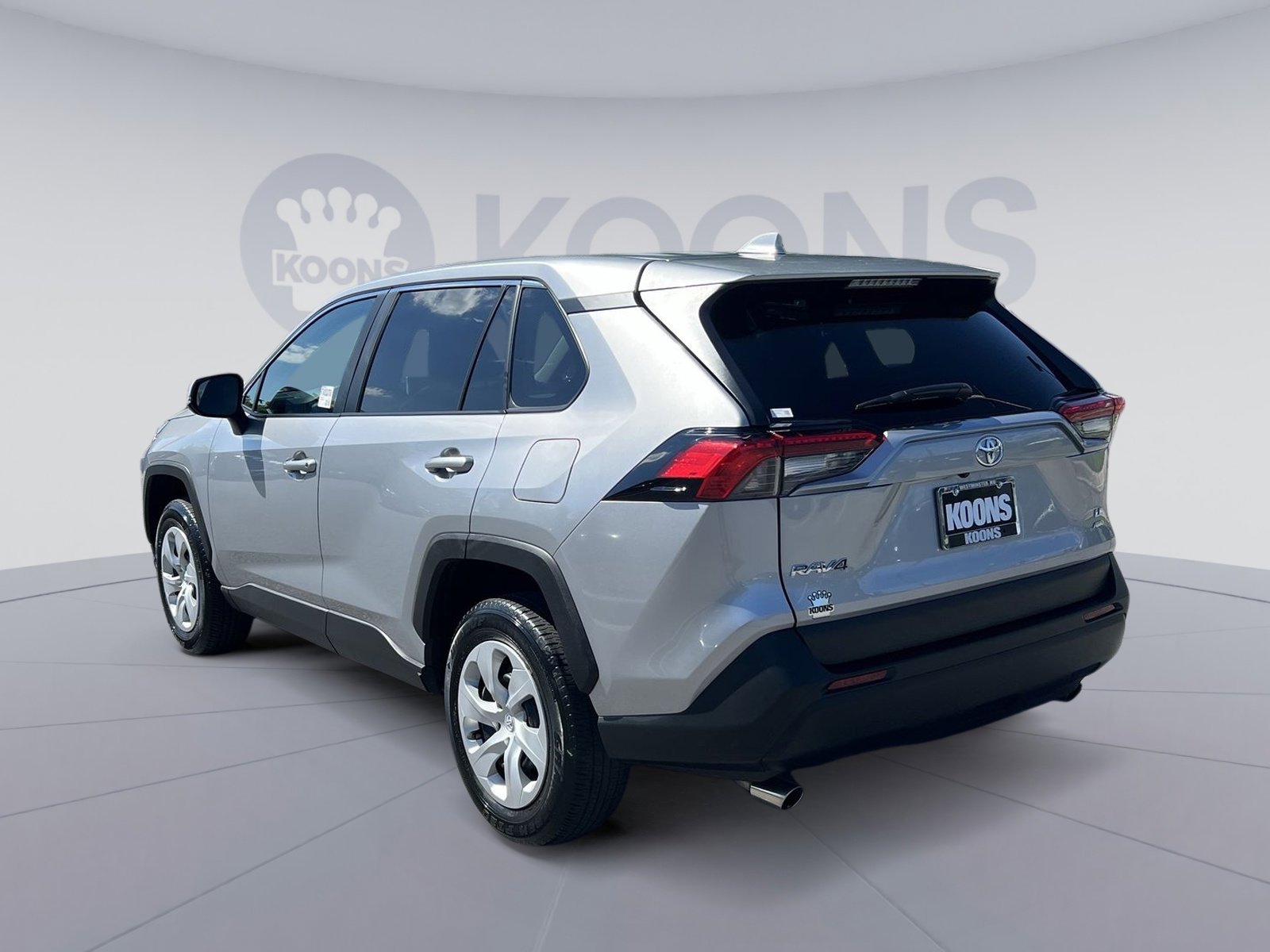 Used 2024 Toyota RAV4 LE AWD/4WD image 14