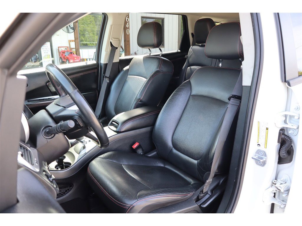 Used 2016 Dodge Journey R/T image 17