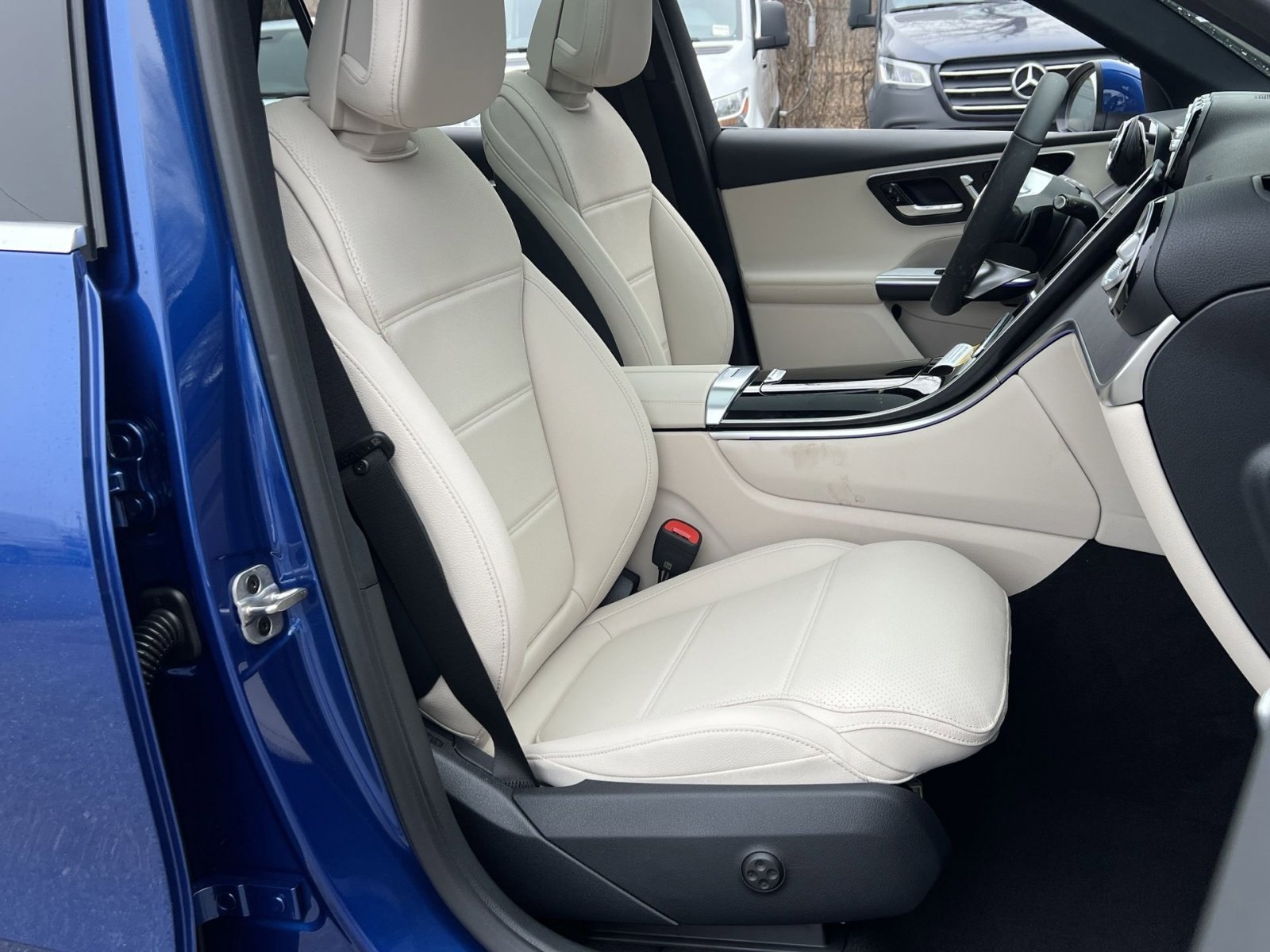 New 2026 Mercedes-Benz GLC 300 4MATIC image 26