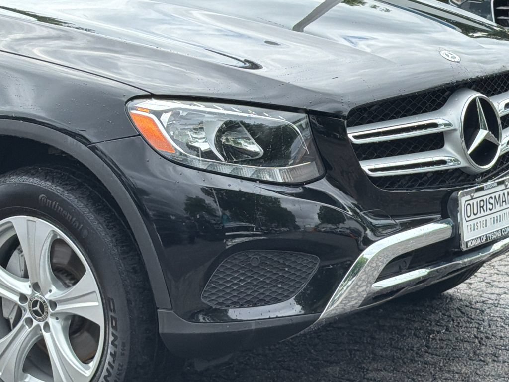 Used 2018 Mercedes-Benz GLC 300 4MATIC image 2