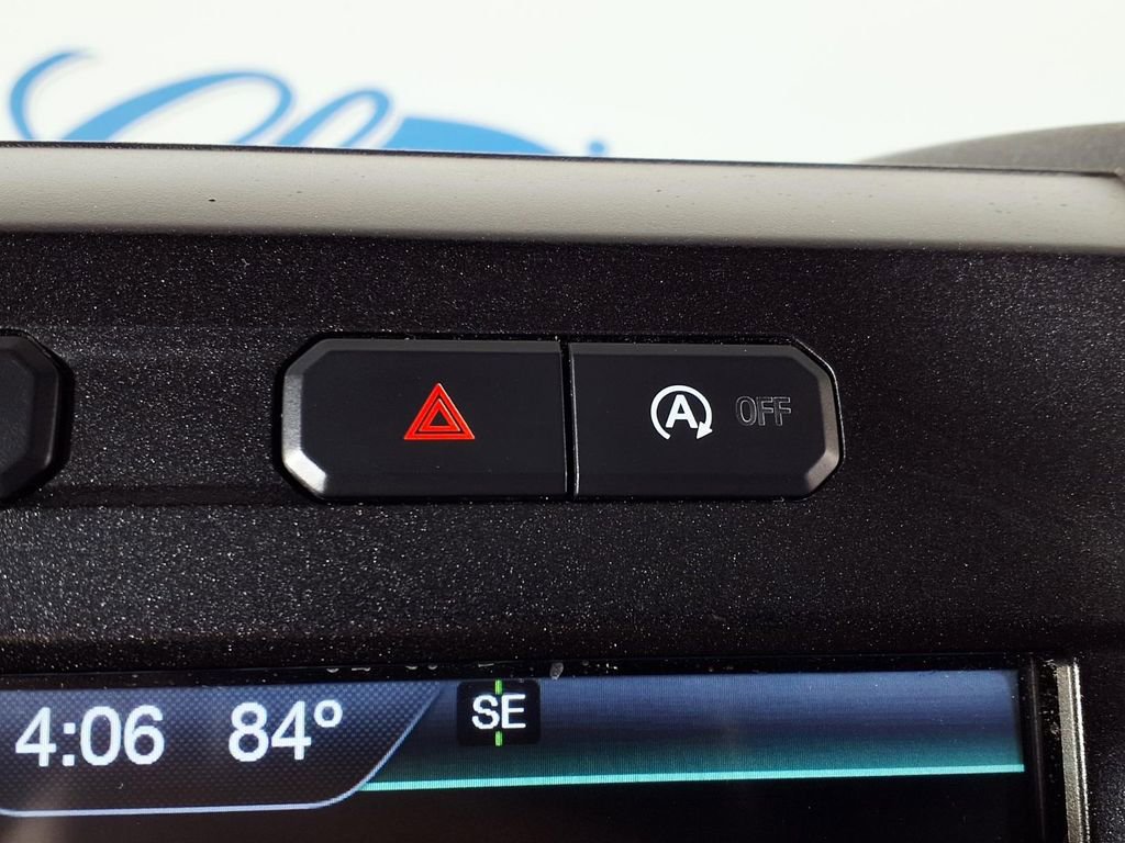 Used 2015 Ford F150 XLT w/ Equipment Group 302A Luxury image 22