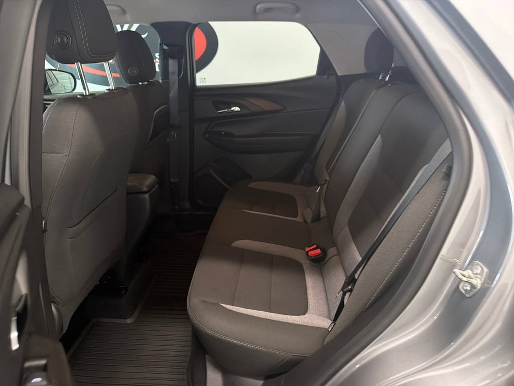 Used 2025 Chevrolet TrailBlazer LS w/ LS Convenience Package FWD image 15