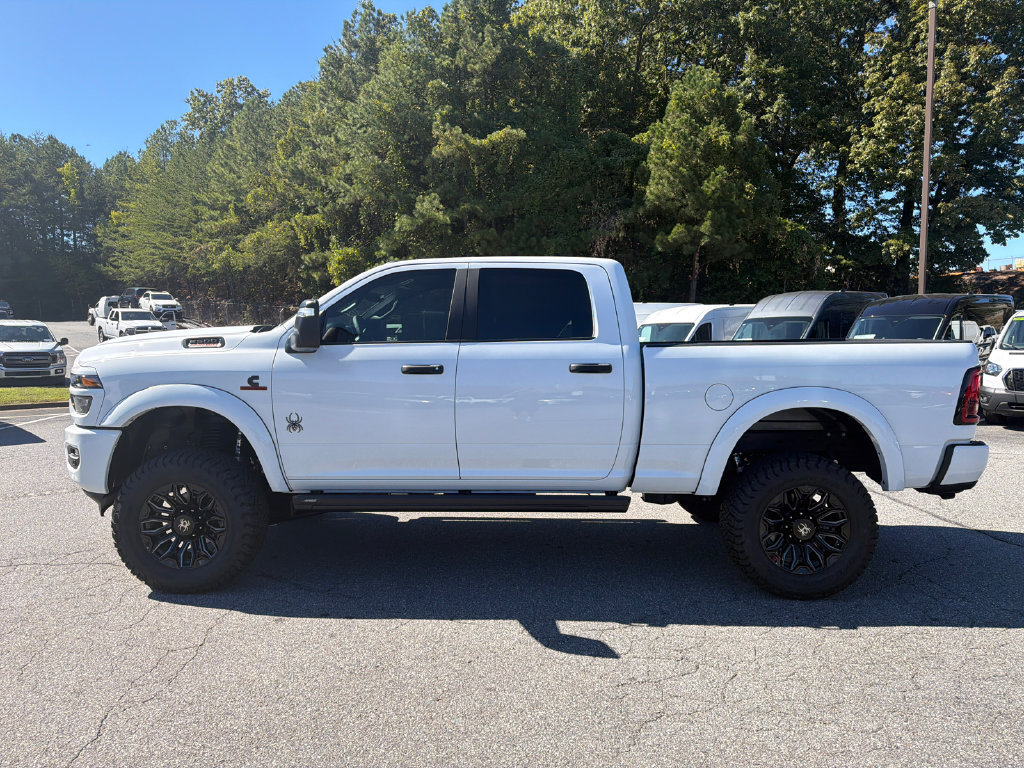 Used 2025 RAM 2500 Big Horn AWD/4WD image 4