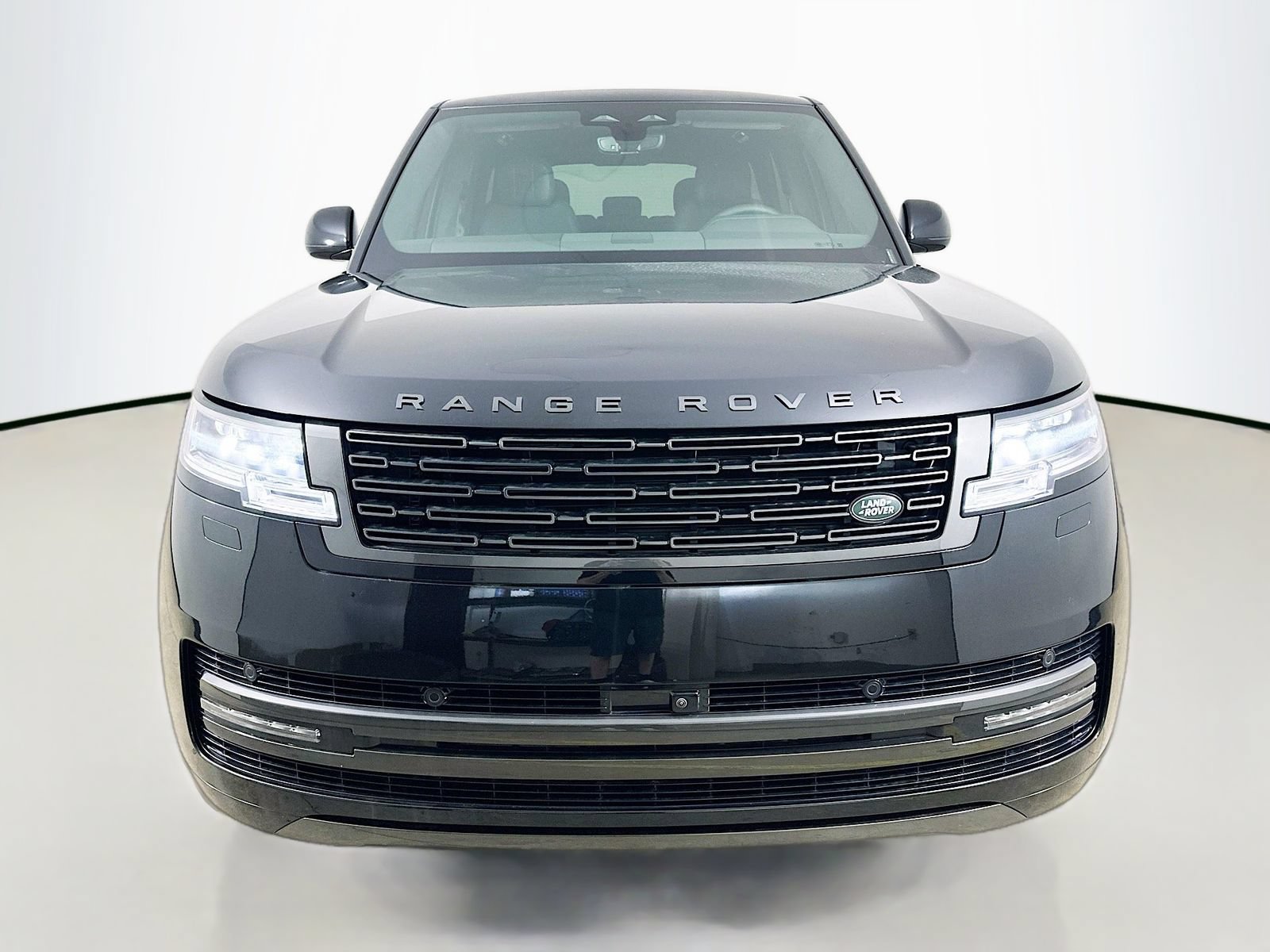 New 2026 Land Rover Range Rover SE AWD/4WD image 2