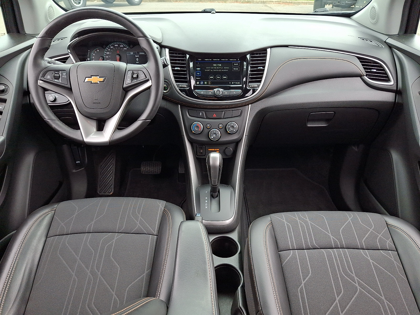 Used 2019 Chevrolet Trax LT w/ LT Convenience Package AWD/4WD image 14