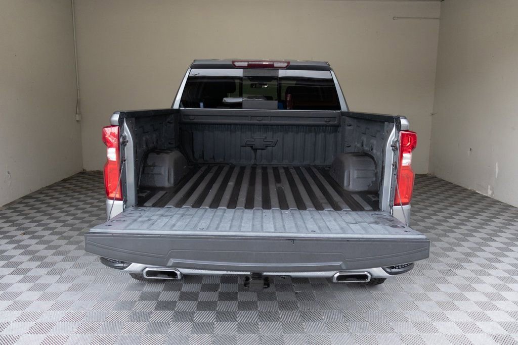 Used 2019 Chevrolet Silverado 1500 LTZ w/ LTZ Plus Package AWD/4WD image 15