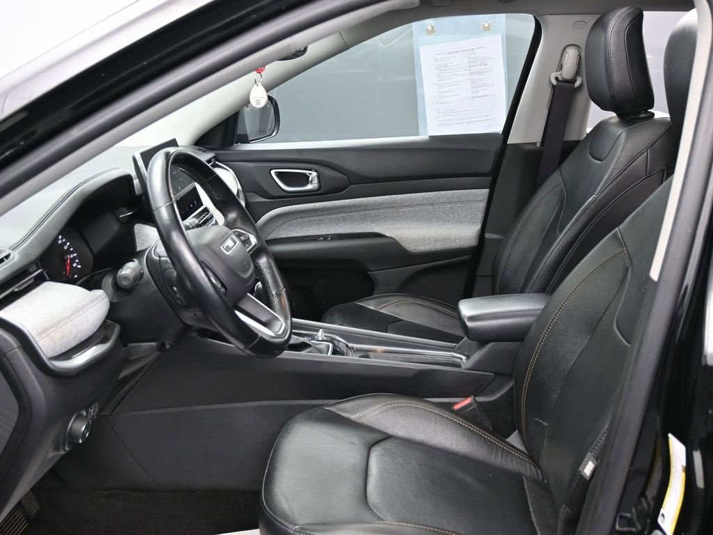 Used 2022 Jeep Compass Latitude w/ Sun and Sound Group image 16