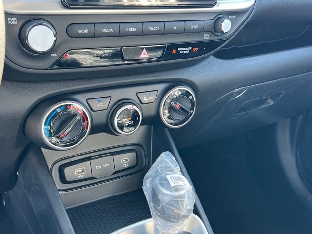 New 2026 Hyundai Venue SE FWD image 19