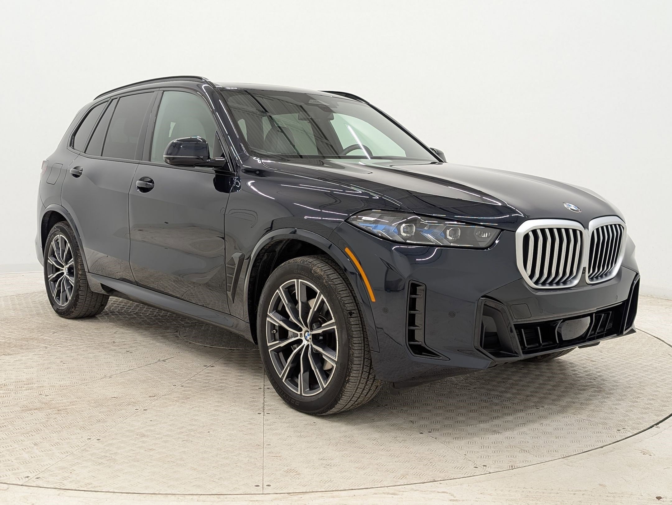 Certified 2025 BMW X5 xDrive40i w/ M Sport Package image 7