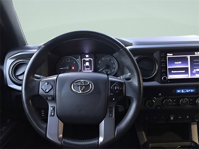 Used 2022 Toyota Tacoma TRD Off-Road w/ Technology Package image 15