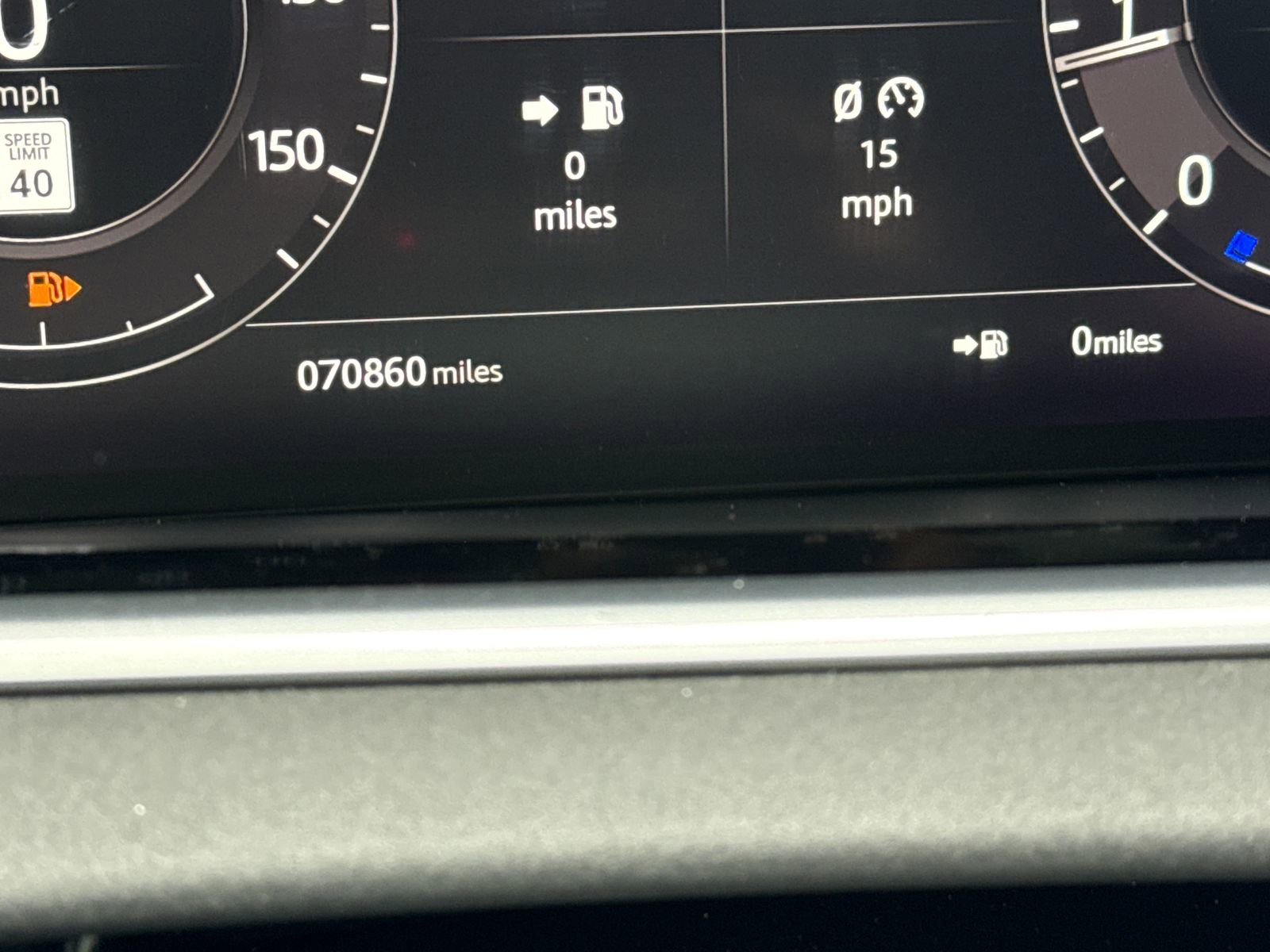 Used 2020 Land Rover Range Rover Evoque SE AWD/4WD image 23