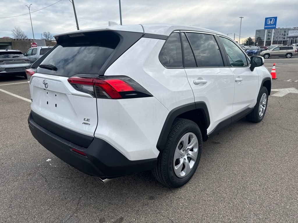 New 2025 Toyota RAV4 LE image 7