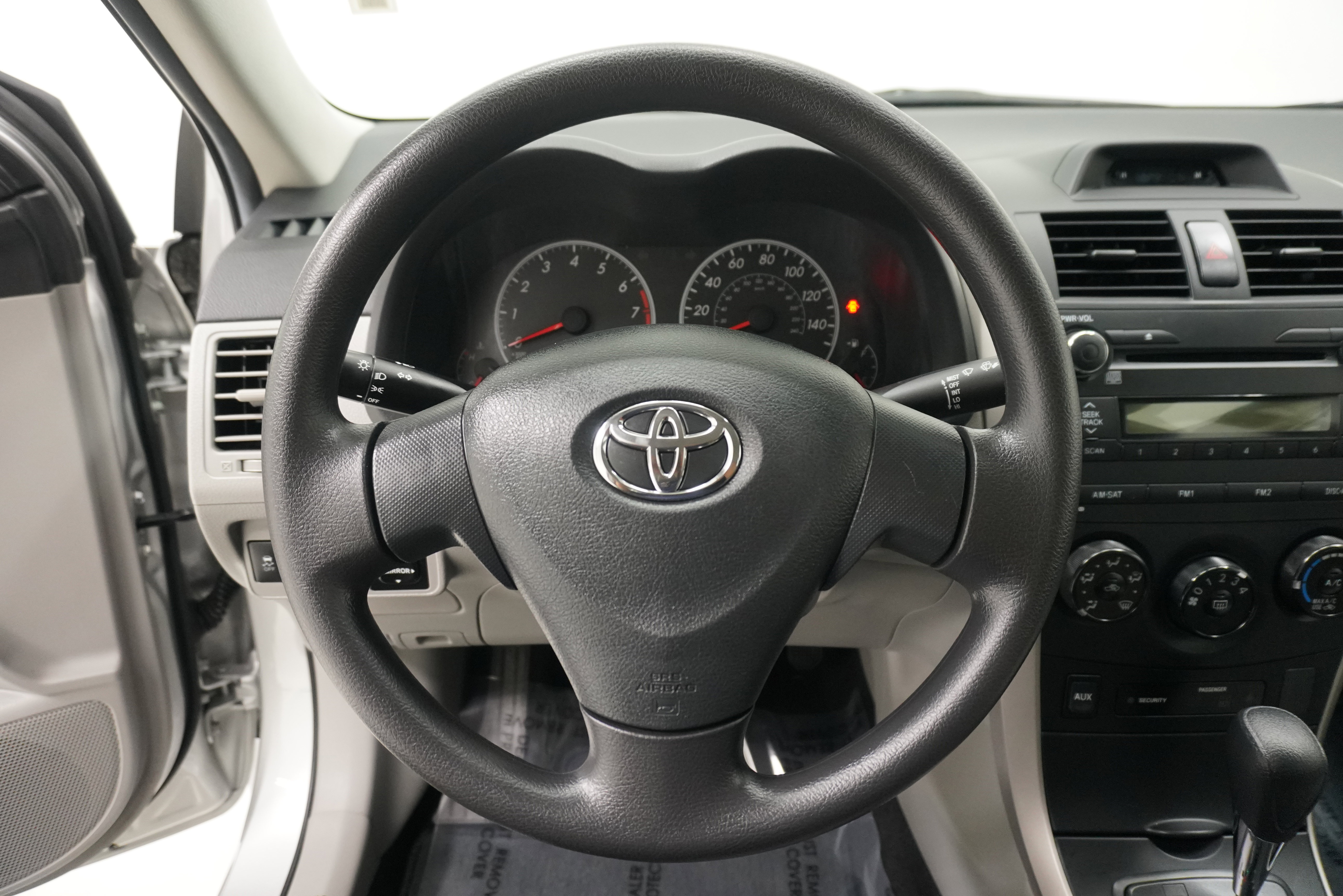 Used 2013 Toyota Corolla L image 14