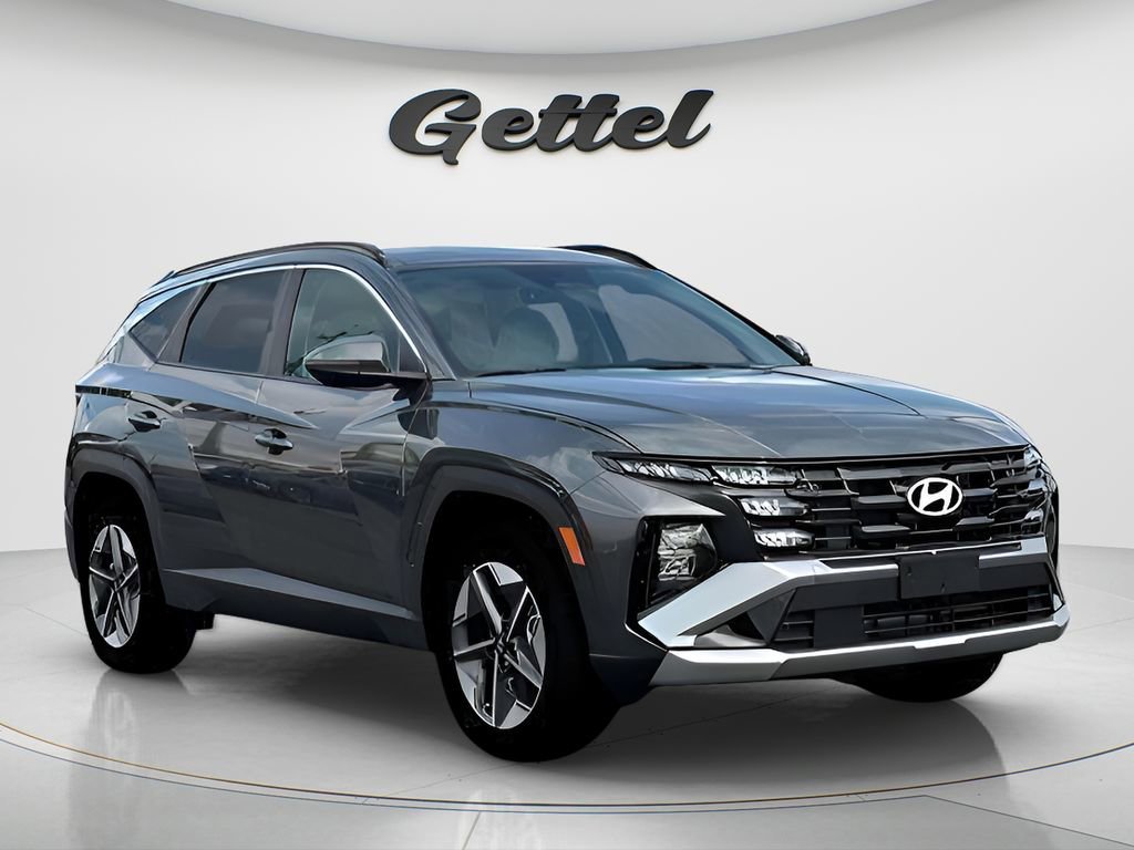 Certified 2025 Hyundai Tucson SEL image 3