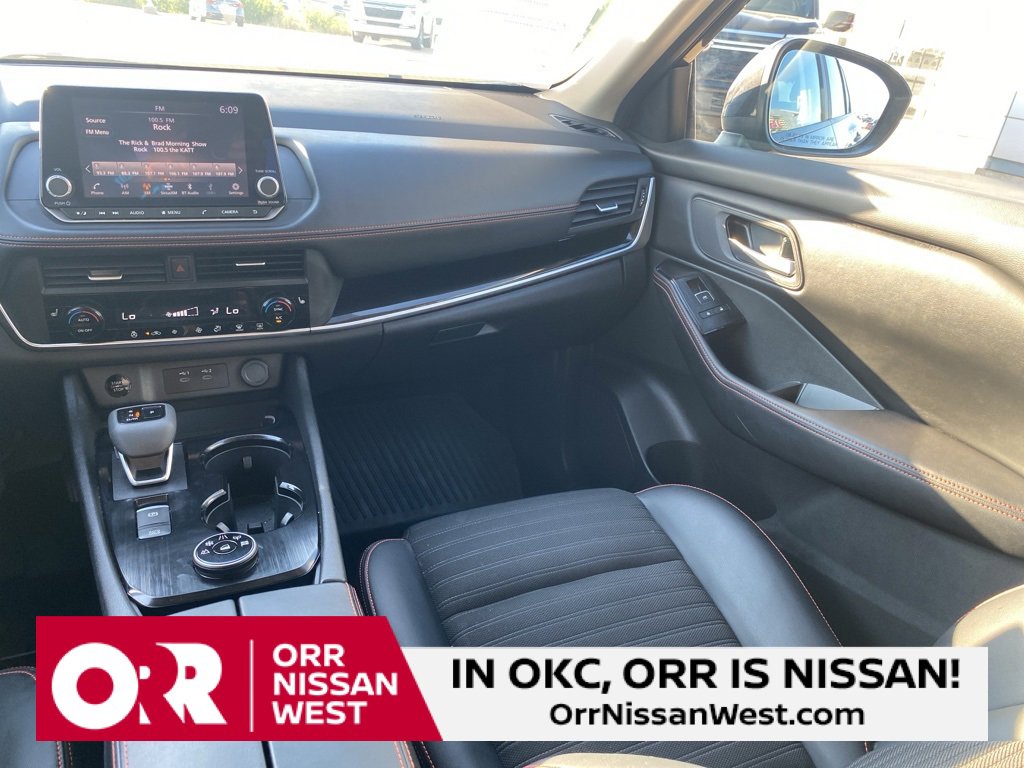Used 2025 Nissan Rogue SV w/ Rock Creek Premium Package image 20