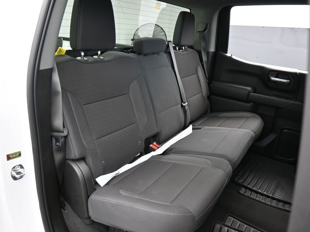 Used 2025 Chevrolet Silverado 1500 Custom image 45