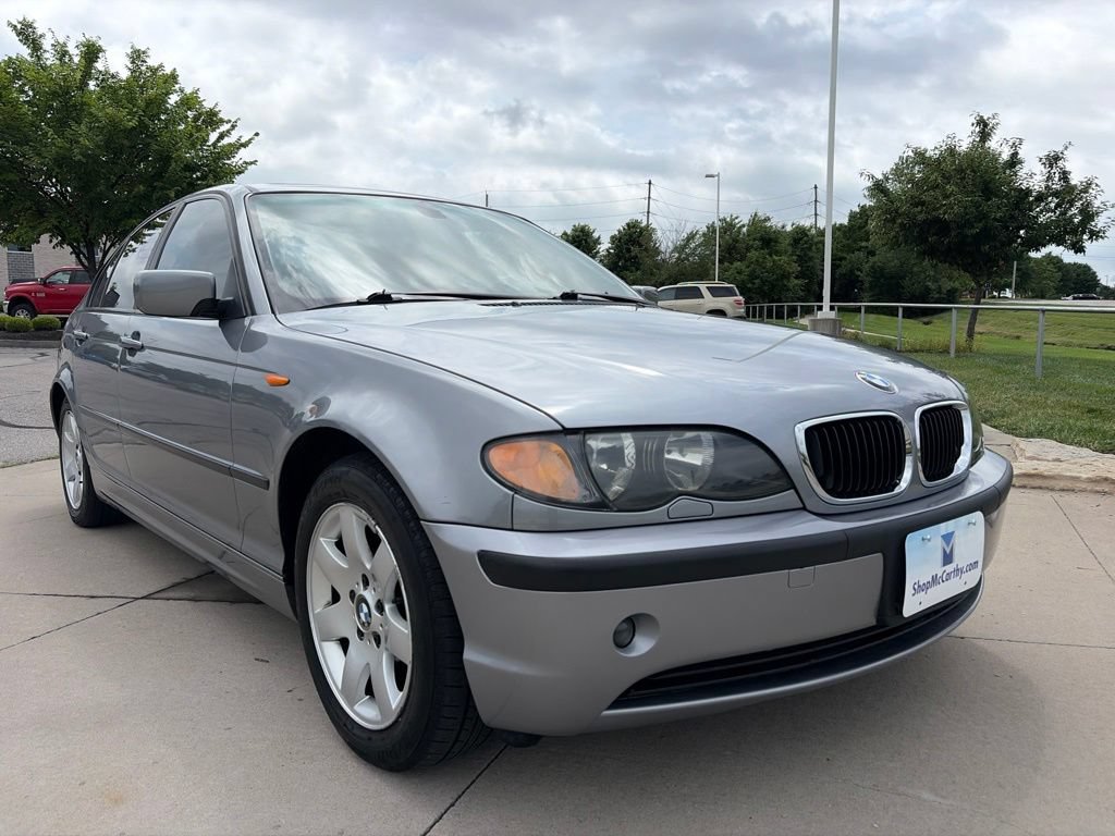 Used 2004 BMW 325i Sedan RWD image 2