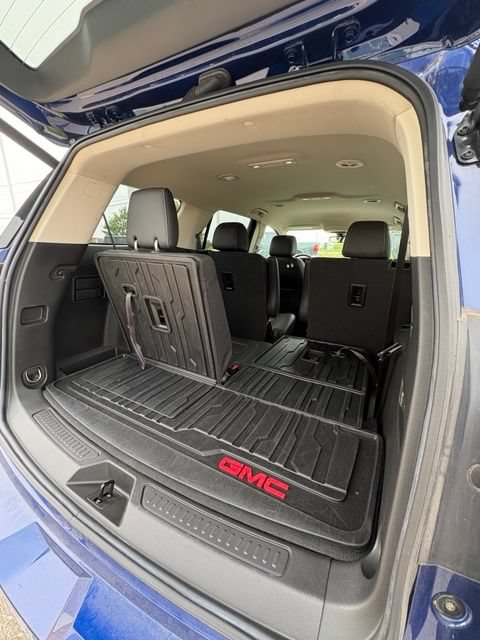 Used 2023 GMC Acadia Denali AWD/4WD image 26