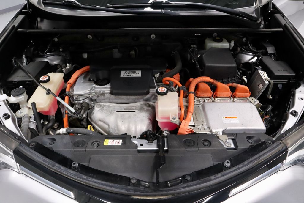 Used 2018 Toyota RAV4 Limited image 17